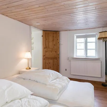 Holiday home Netesminde Akirkeby
